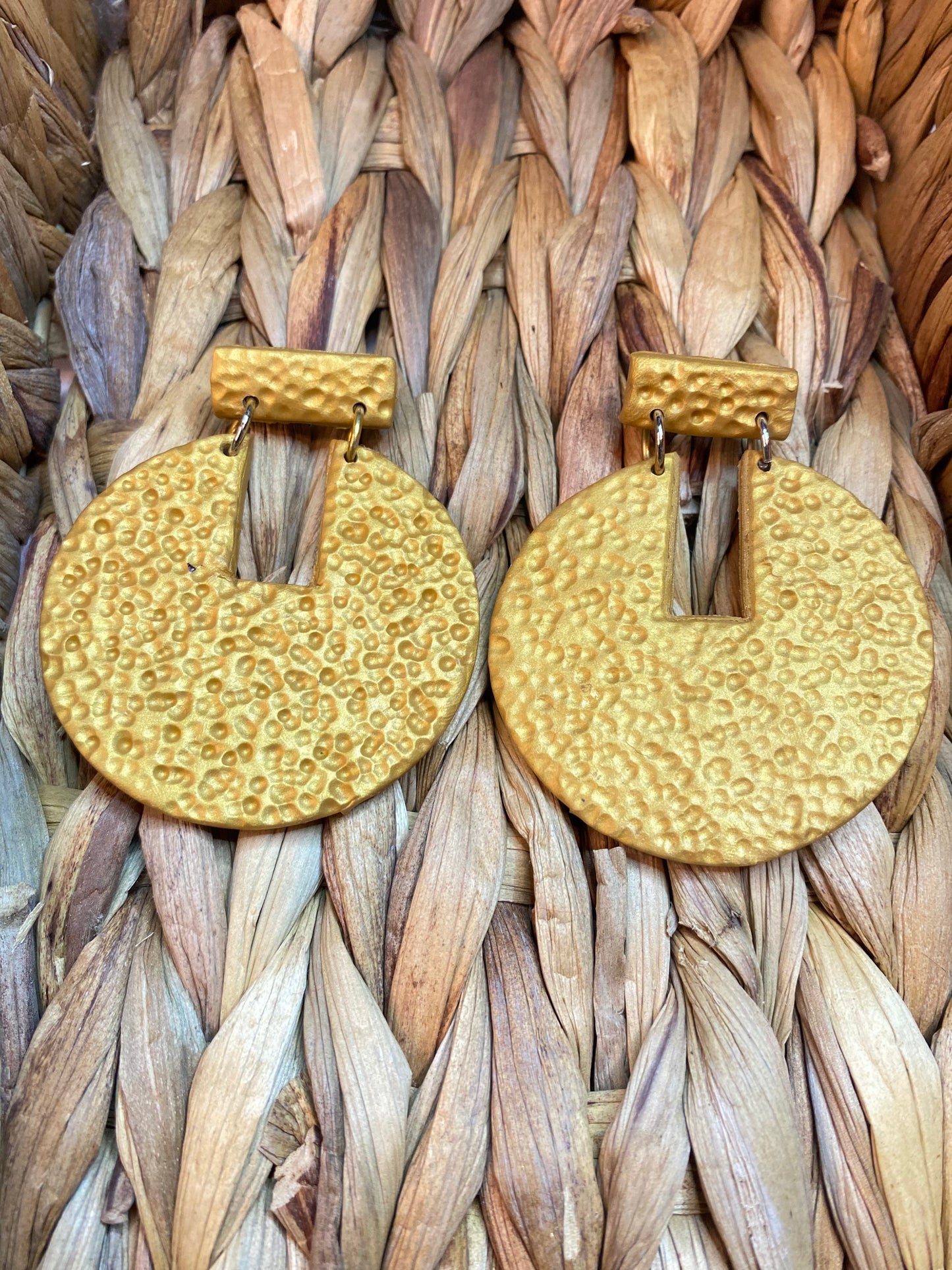 Gongs